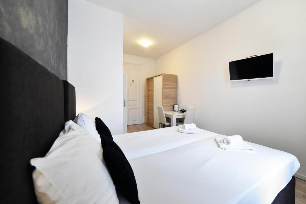 Virtus Apartments And Rooms With Free Private Parking Загреб Екстериор снимка