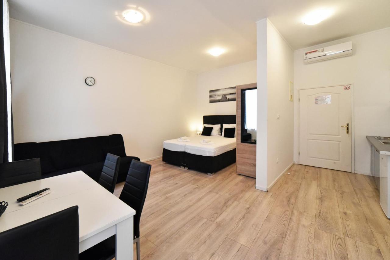 Virtus Apartments And Rooms With Free Private Parking Загреб Екстериор снимка