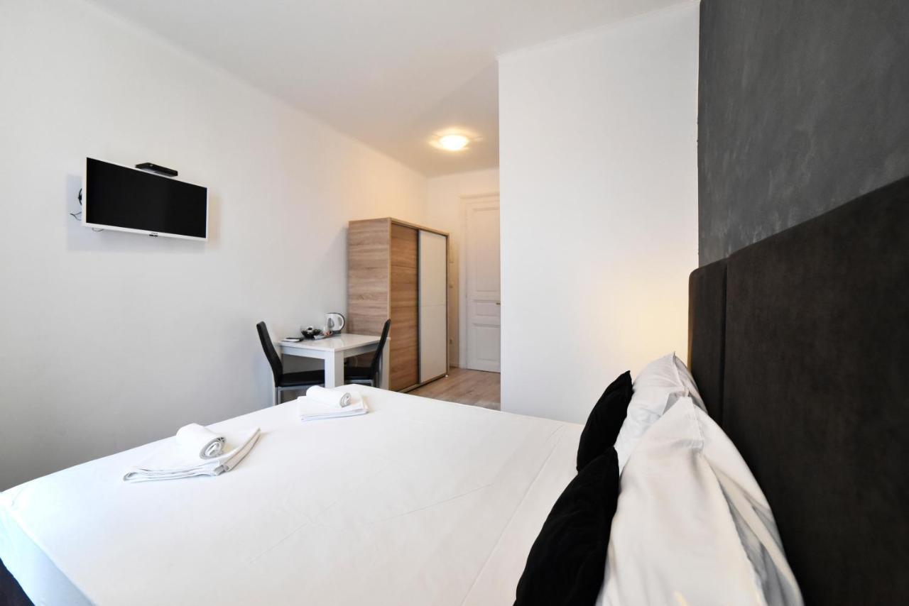 Virtus Apartments And Rooms With Free Private Parking Загреб Екстериор снимка