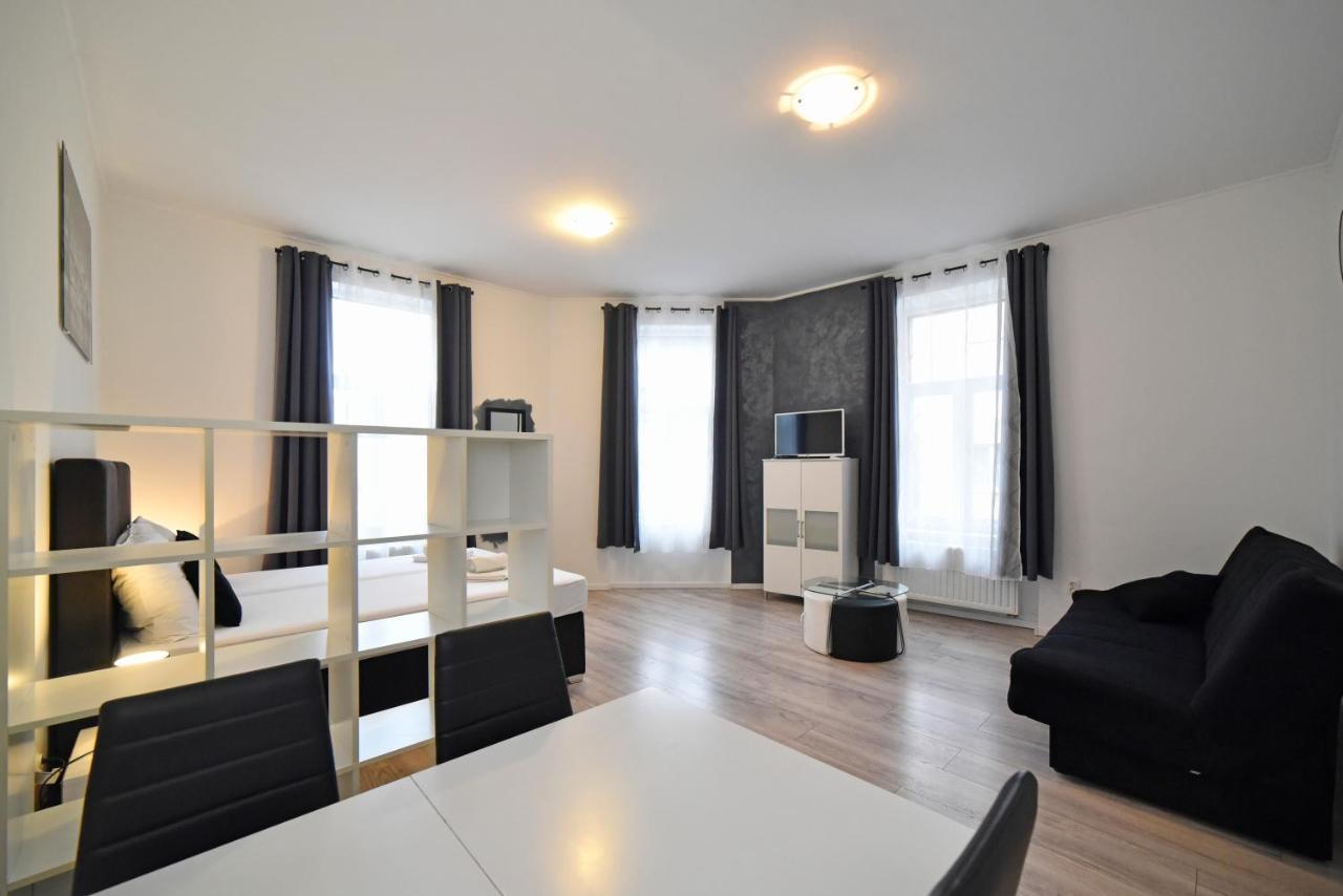 Virtus Apartments And Rooms With Free Private Parking Загреб Екстериор снимка