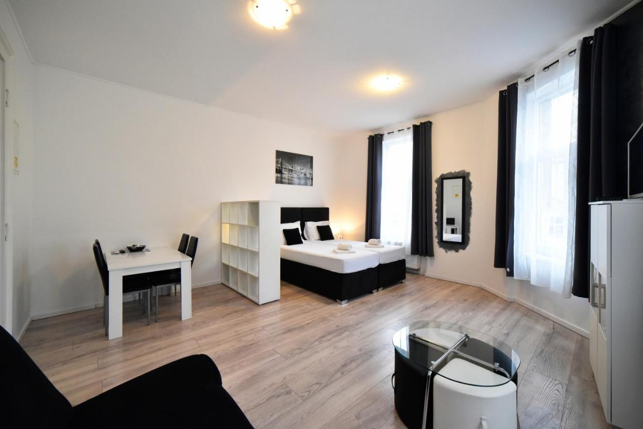 Virtus Apartments And Rooms With Free Private Parking Загреб Екстериор снимка