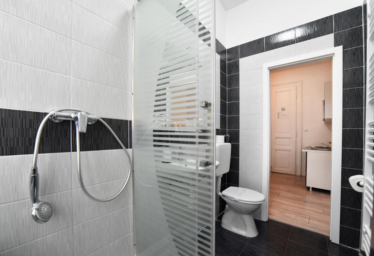 Virtus Apartments And Rooms With Free Private Parking Загреб Екстериор снимка