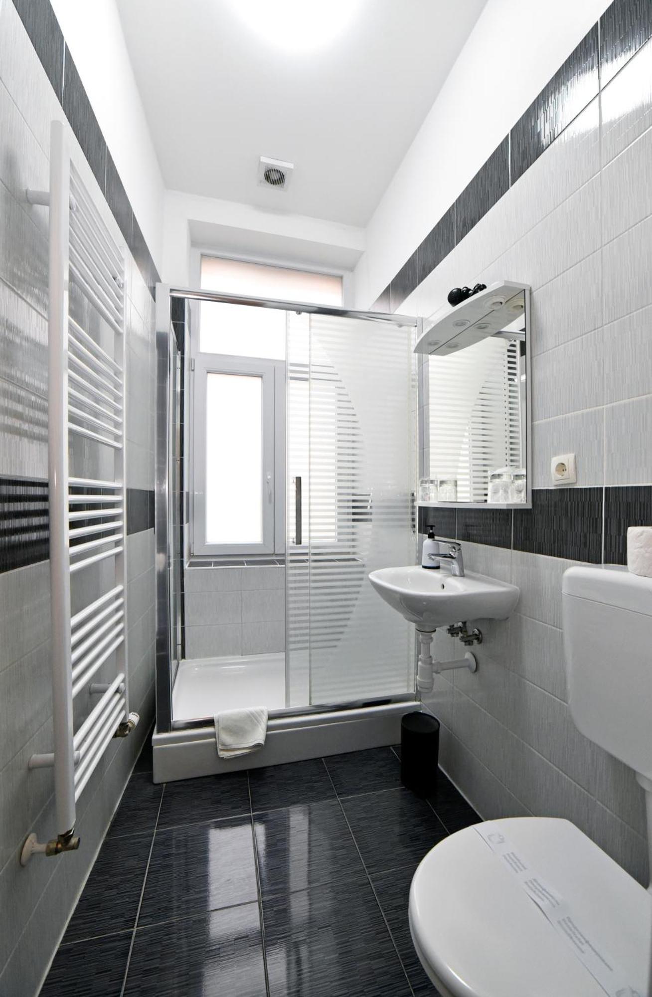 Virtus Apartments And Rooms With Free Private Parking Загреб Екстериор снимка