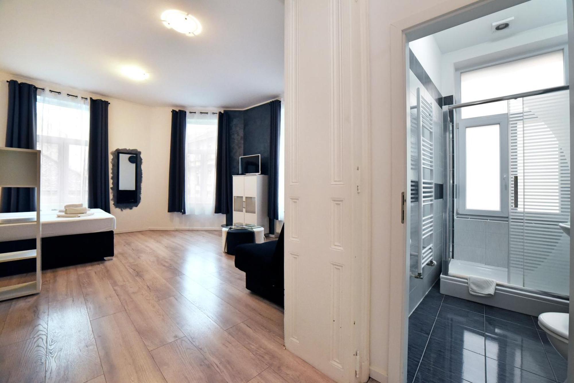 Virtus Apartments And Rooms With Free Private Parking Загреб Екстериор снимка